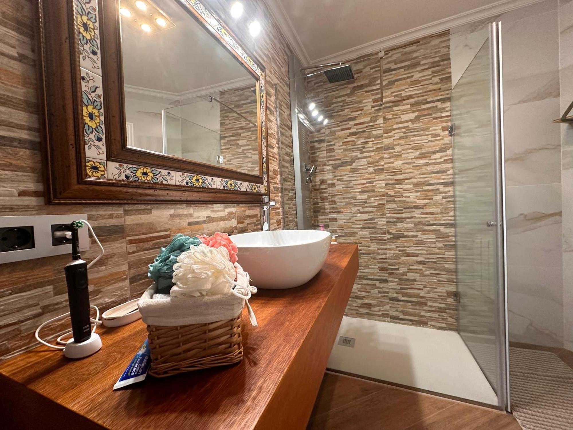 Atico Exclusivo Y Centrico En Peregrina Apartment Понтеведра Екстериор снимка